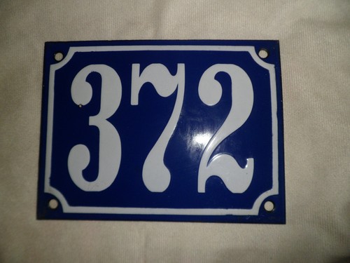 Altes emaile hausnummer schild - hausnummer,