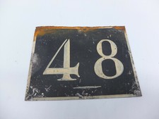 Hausnummer 48 schwarz Blech